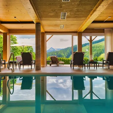 Отель Landhaus Ramsau 4*